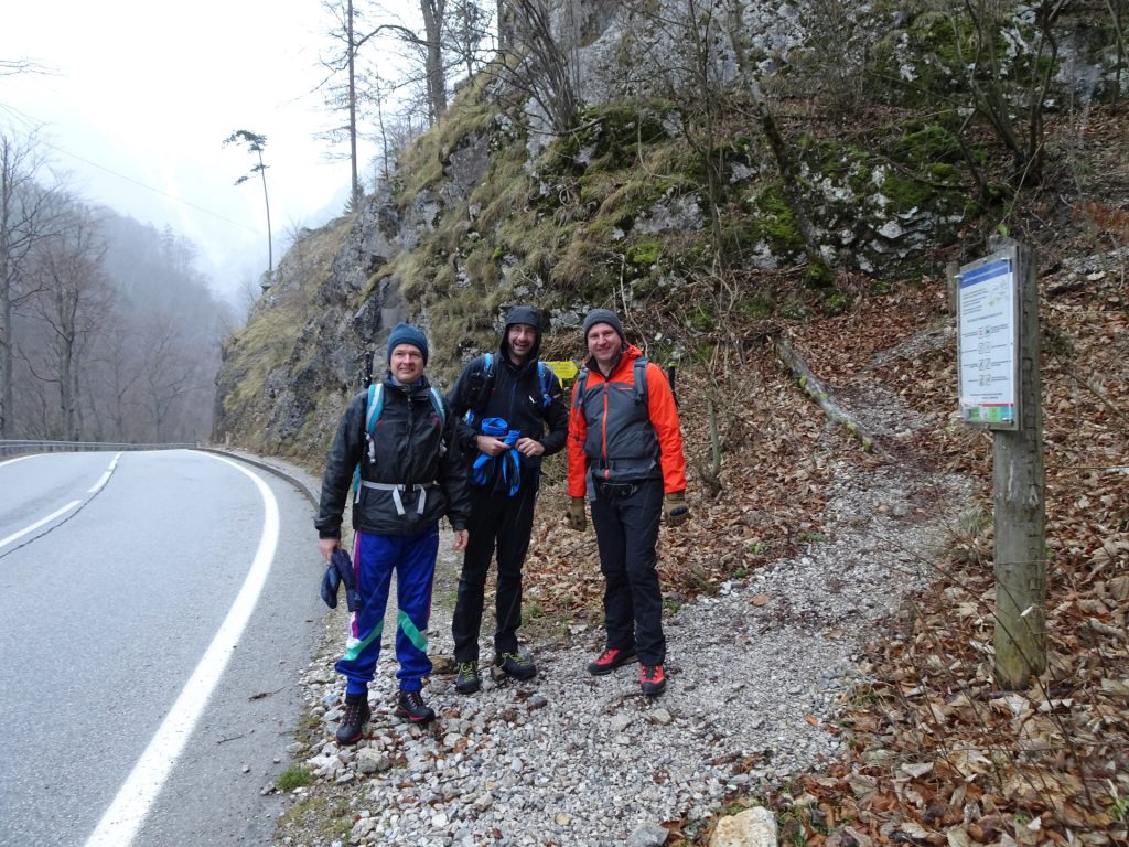 Herbert, Stefan and Hannes at the start of the trail