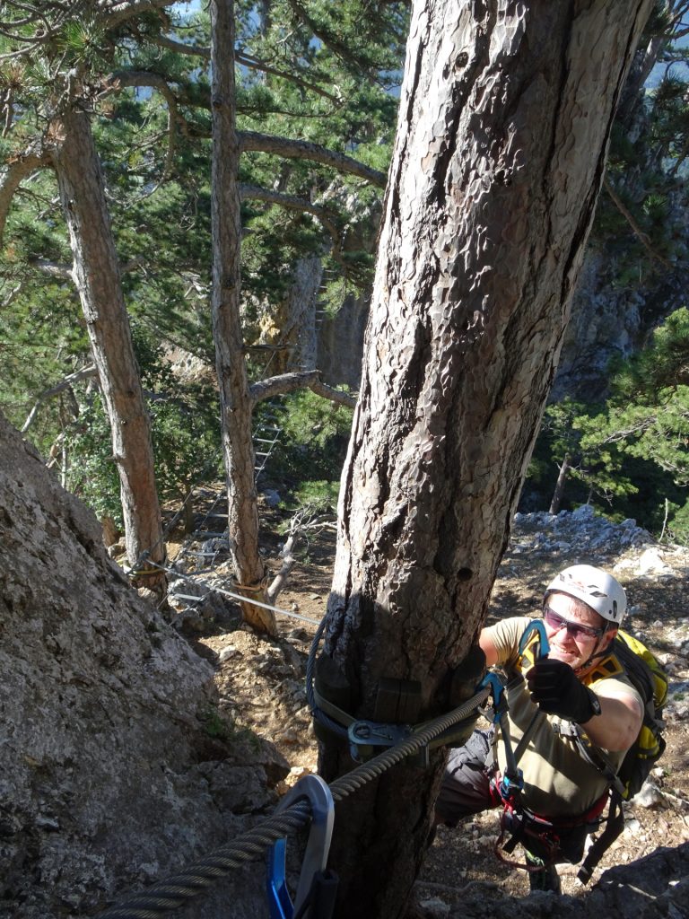 GV-Steig: at the middle part after the rope-way bridge