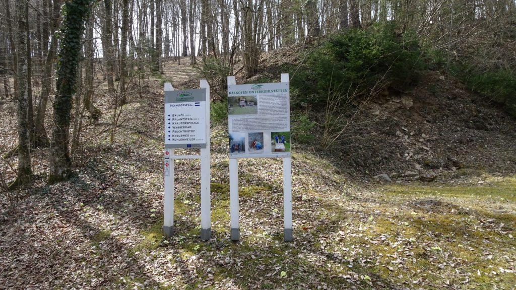 At the "Kalkofen" rest area in "Unterkohlstätten"