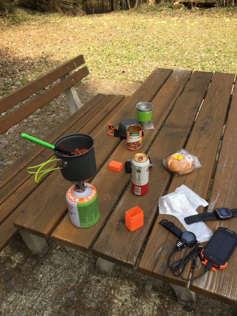 Preparing a warm meal at the "Kalkofen" rest area