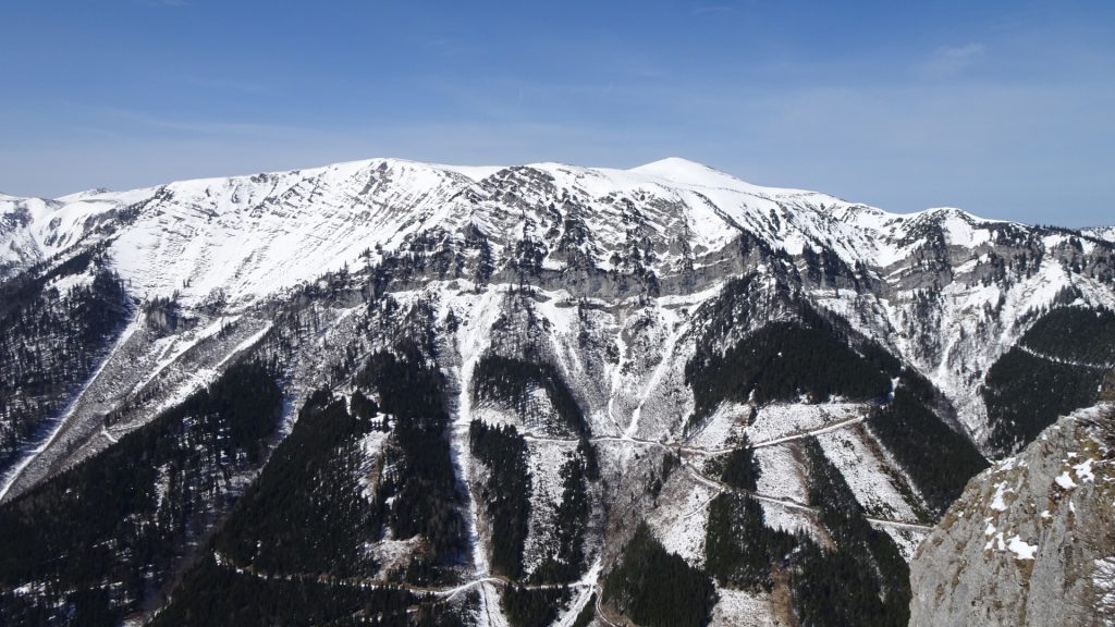 View of "Schneealpe" from "Grabnergupf"