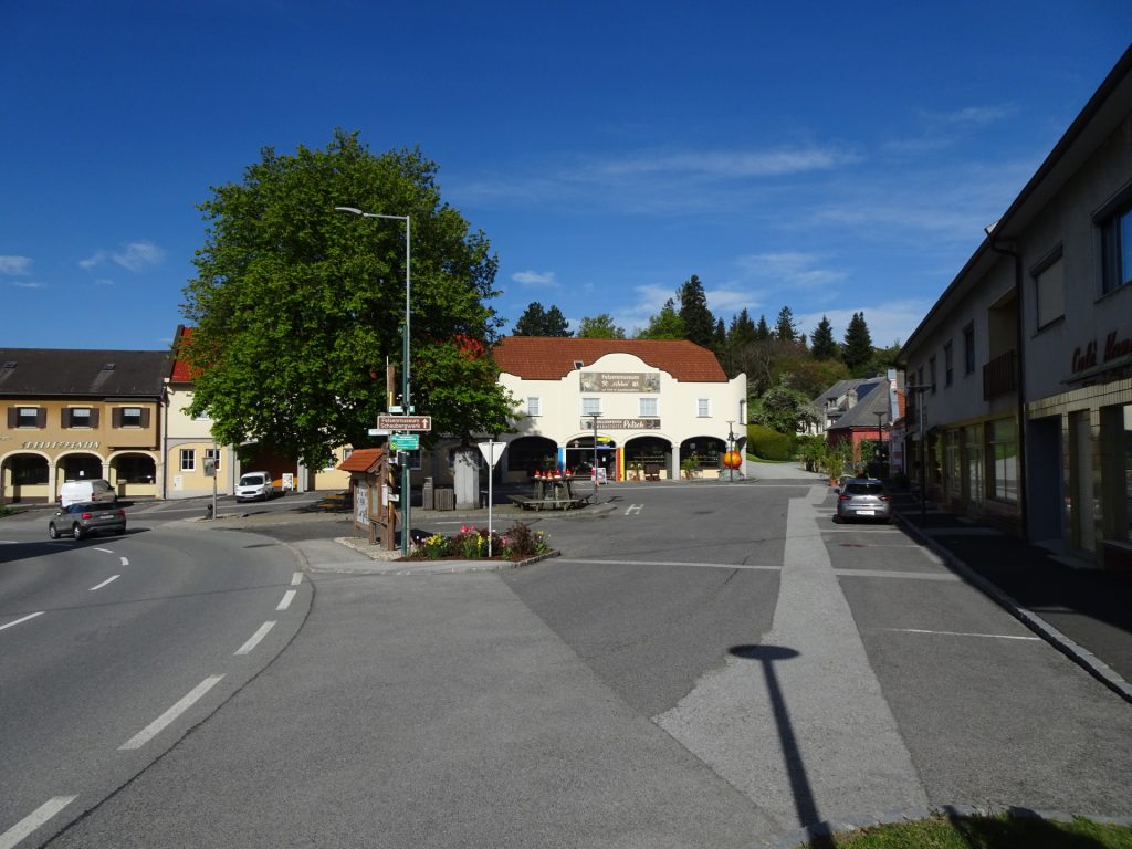 Starting point on the main square of "Bernstein"