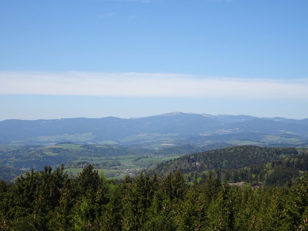 The "Hochwechsel" (another part of Alpannonia) seen from the viewing platform of "Hutwisch" 