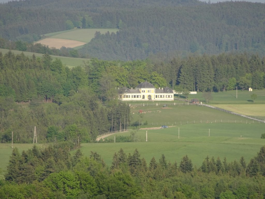 "Schloss Ziegersberg" seen from "Schlag"