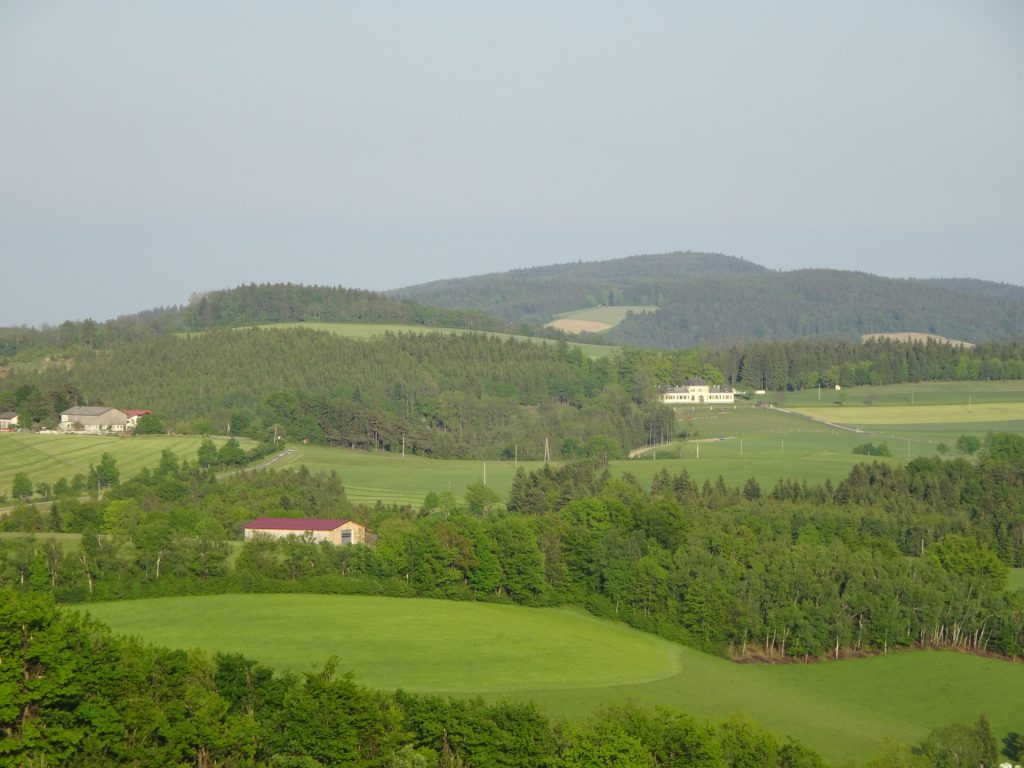 View back towards "Schloss Ziegersberg" and "Schlag"