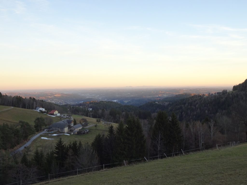 Towards castle "Ehrenfels"